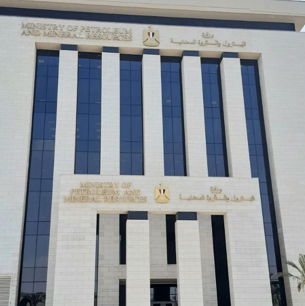 البترول تستهدف استعادة 14 مليون برميل خلال الربع الثاني بزيادة 27%