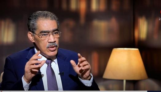 ضياء رشوان : مش مقارنة مع فرنسا.. ده شرح لدعم العيش في مصر والحكم لكم