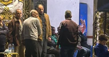 عزاء فاطمة كشرى بشبرا.. وداع مؤثر وحزن واسع