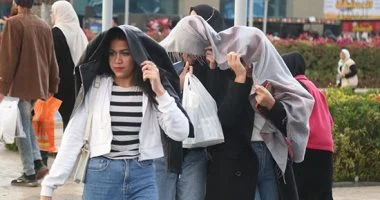 التعليم تحسم قرار تعطيل الدراسة يومي الأربعاء والخميس