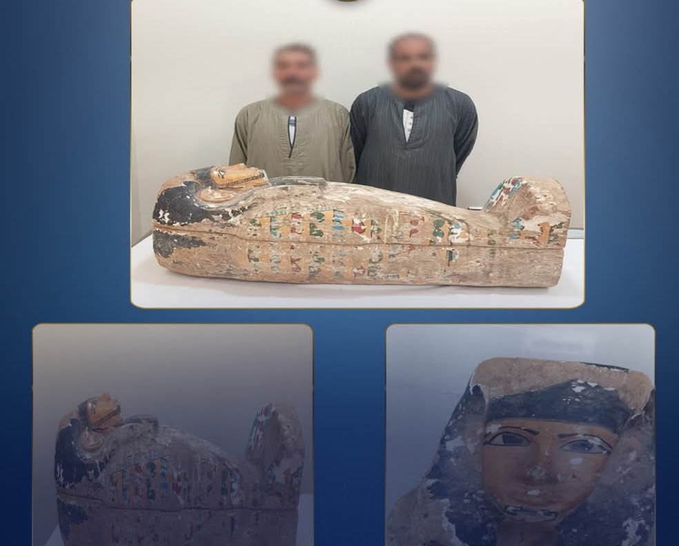 ضبط تابوت آثري بحوزة شخصين بسوهاج بقصد الإتجار
