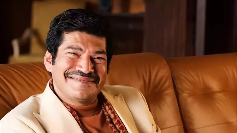 الليلة.. باسم سمرة ضيف «صاحبة السعادة» مع إسعاد يونس على dmc