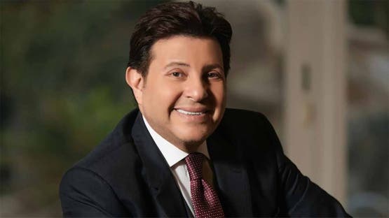 هاني شاكر حصله انتكاسة وفيه فشل في جهازه التنفسي إدعو له بالشفاء