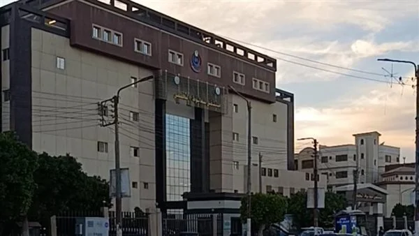 بسبب السرعة الزائدة ... مصـ ـرع عامل وإصـ ـابة 13 في انقـ ـلاب سيارة ربع نقل بصحراوي المنيا