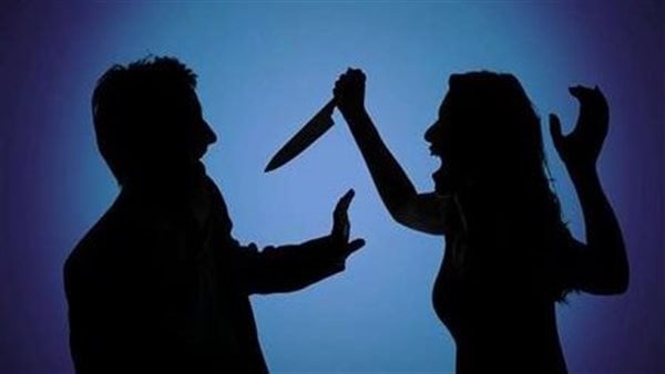 بسبب خلافات أسرية .... سيدة تـ ـطعن زوجها بسـ ـكين في ملوي بالمنيا
