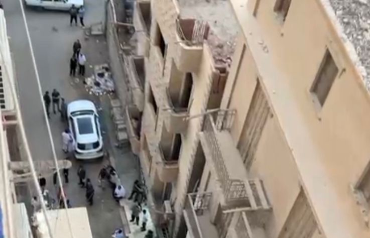 تحرك عاجل بسبب شرخ خطير بعمارة سكنية في المنيا