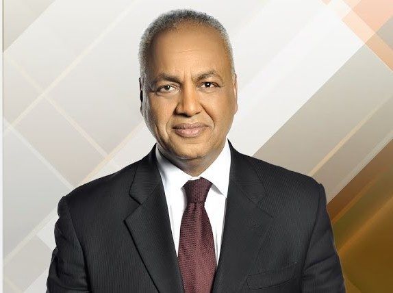 مصطفى بكري: لو فضلنا كده مش هيبقى فيه فلوس للمعاشات.. اللي معاشه 1800 جنيه هيعيش إزاي ؟