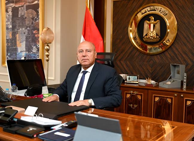 وزير النقل كامل الوزير: إيرادات السكك الحديدة تصل إلى 20 مليون جنيه يوميا