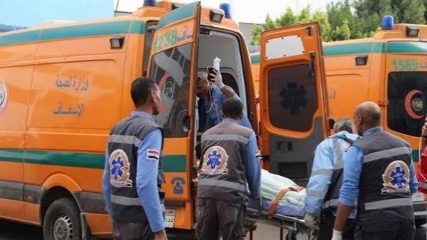إصابة 15شخصاً آثر انقلاب ميكروباص بالمنيا