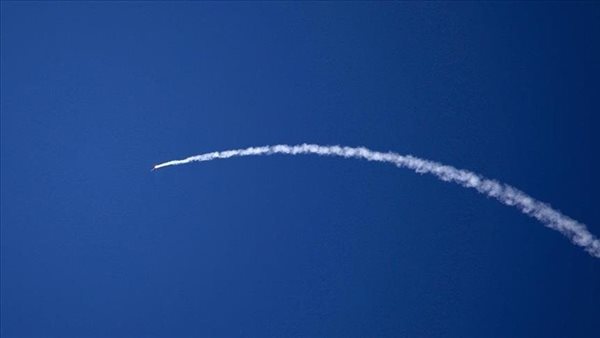 تصعيد عسكري جديد: حزب الله يشن هجمات على مواقع إسرائيلية