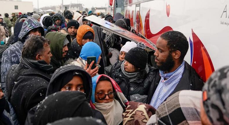 تحذيرات من نزوح 4 ملايين شخص إضافيين مع تراجع المساعدات الإنسانية