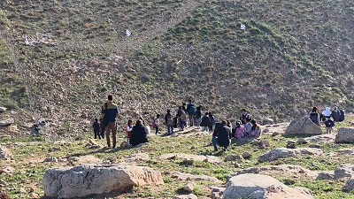 مستوطنون يحرمون أطفال فلسطين من الوصول إلى مدرستهم في الضفة الغربية