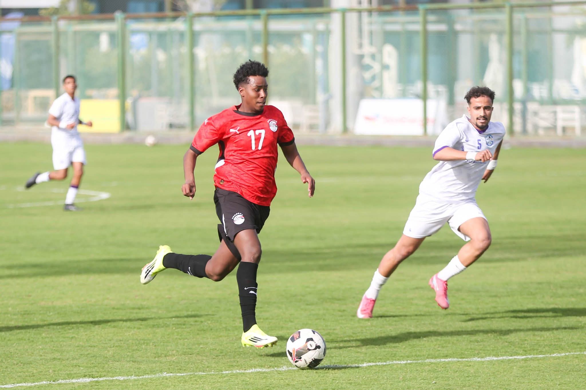 منتخب الناشئين يحقق انتصارًا كبيرًا على جينيس بثلاثية نظيفة