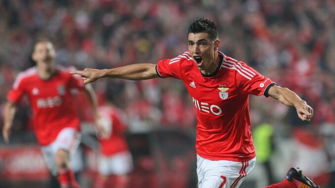 أوسكار كاردوزو يعتزل كرة القدم بعد مسيرة حافلة