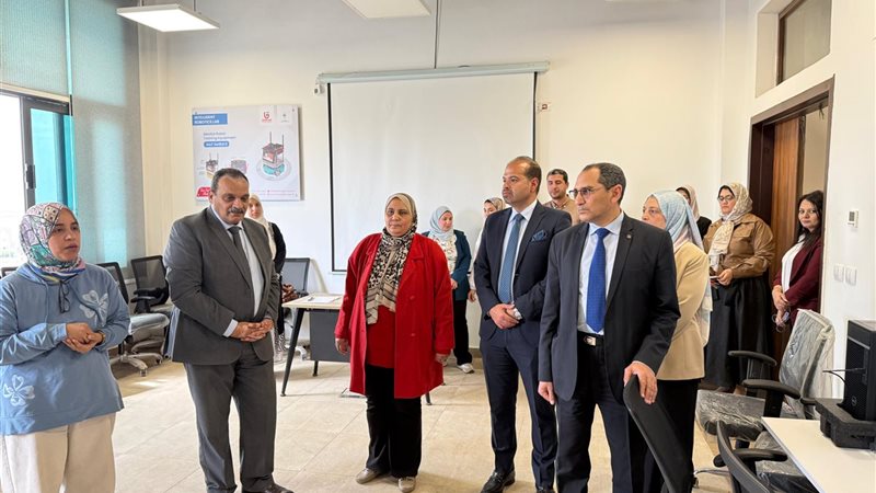 جامعة بنها الأهلية تستقبل لجنة معادلة برامج علوم الحاسب استعدادًا للتخرج