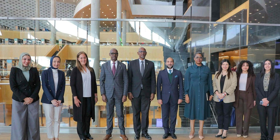 وزير التعليم الرواندي يزور مكتبة الإسكندرية لتعزيز التعاون الثقافي