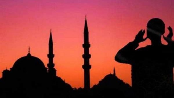 تعرف على مواقيت الصلاة اليوم الجمعة 17 أبريل 2026 في مختلف المحافظات