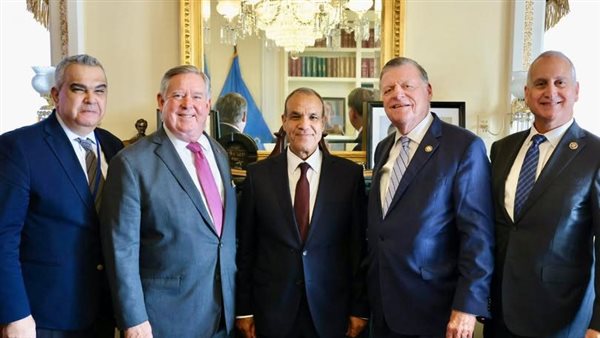 وزير الخارجية يلتقي نواب الكونجرس لتعزيز الشراكة مع الولايات المتحدة