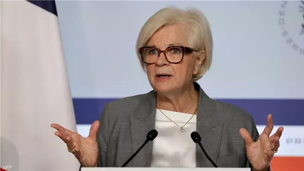 وزيرة الدفاع الفرنسية: أوروبا مستعدة لتأمين مرور السفن عبر مضيق هرمز