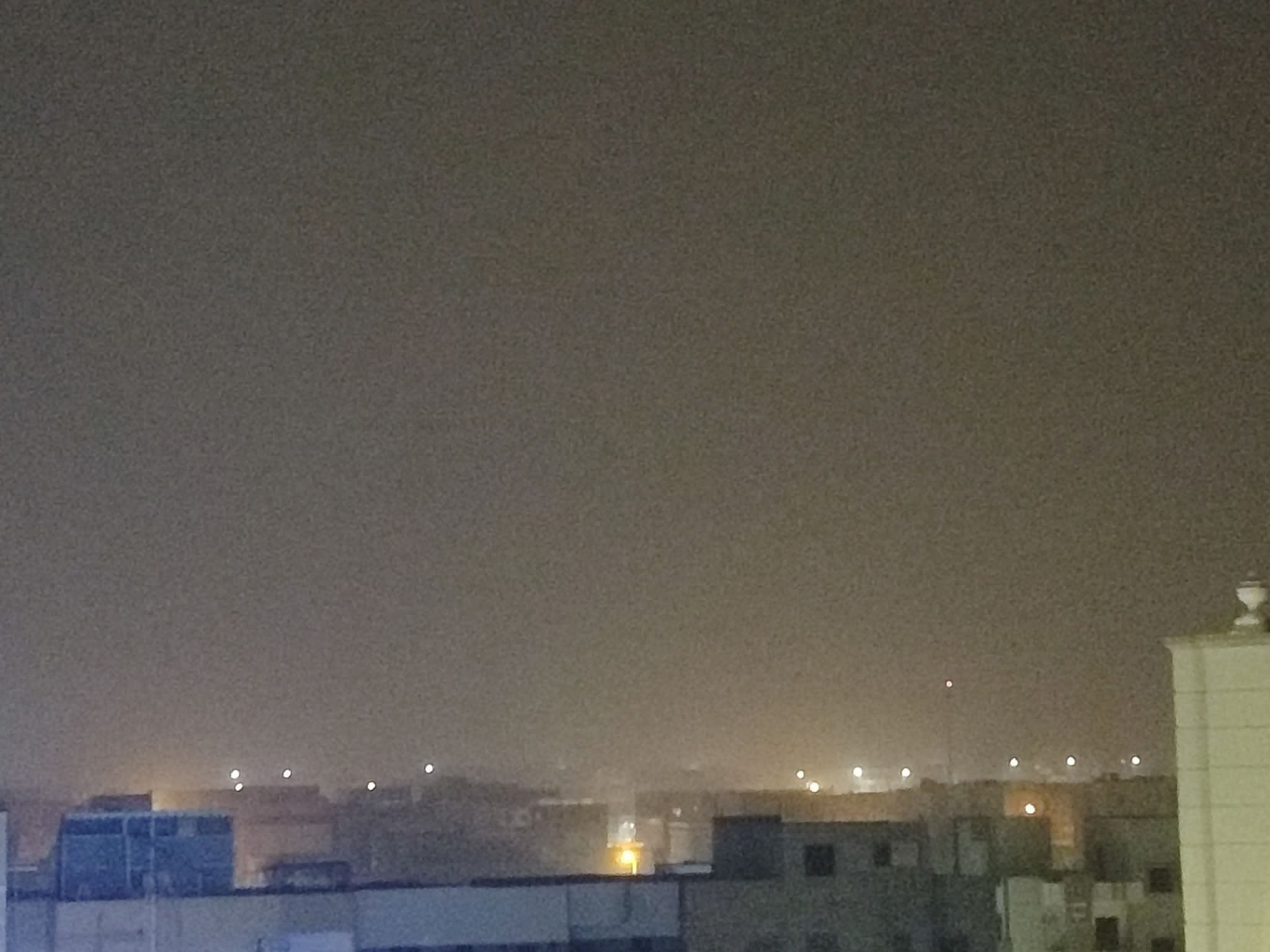 رياح محملة بالأتربة تضرب المنيا وتحذيرات من المحافظة للمواطنين