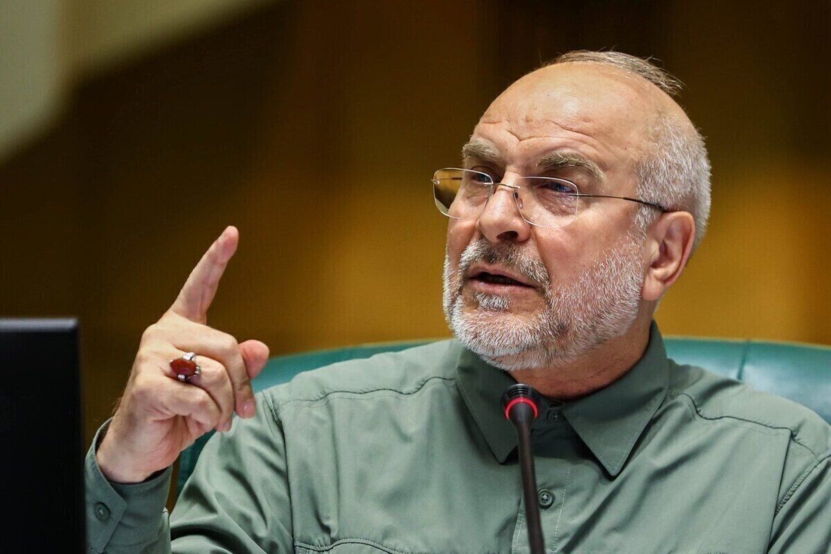 قاليباف يؤكد جاهزية القوات المسلحة الإيرانية ويشدد على السيطرة على مضيق هرمز