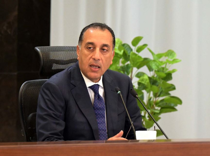 رئيس الوزراء يتفقد مشروعات تنموية جديدة في شمال سيناء