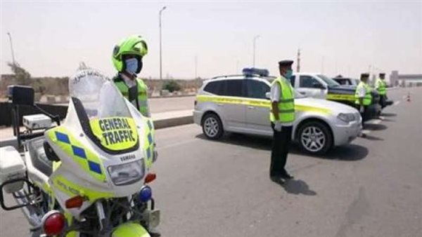 حملة مرورية بالجيزة تسفر عن ضبط متعاطين ومخالفات متعددة