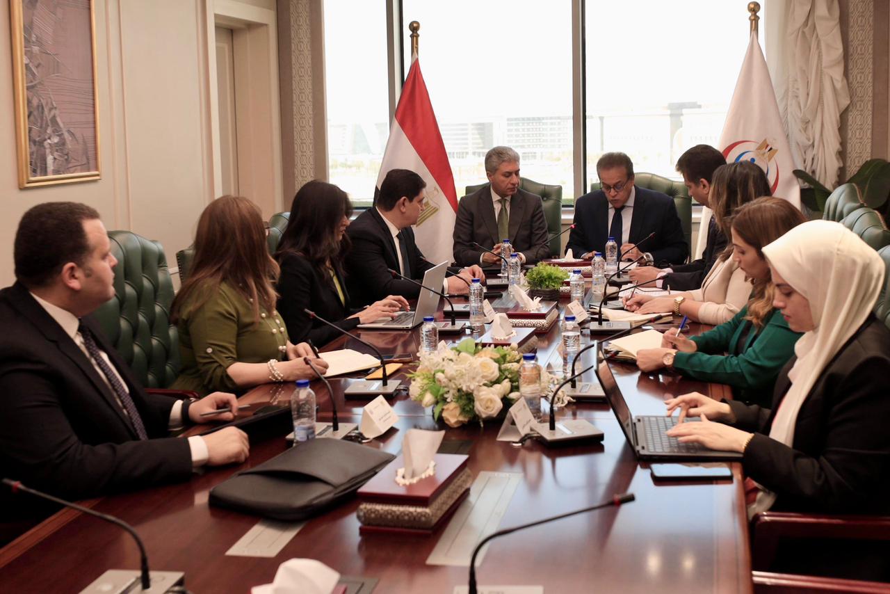 وزراء السياحة والصحة يتعاونان لتعزيز الخدمات الطبية للسياح في مصر