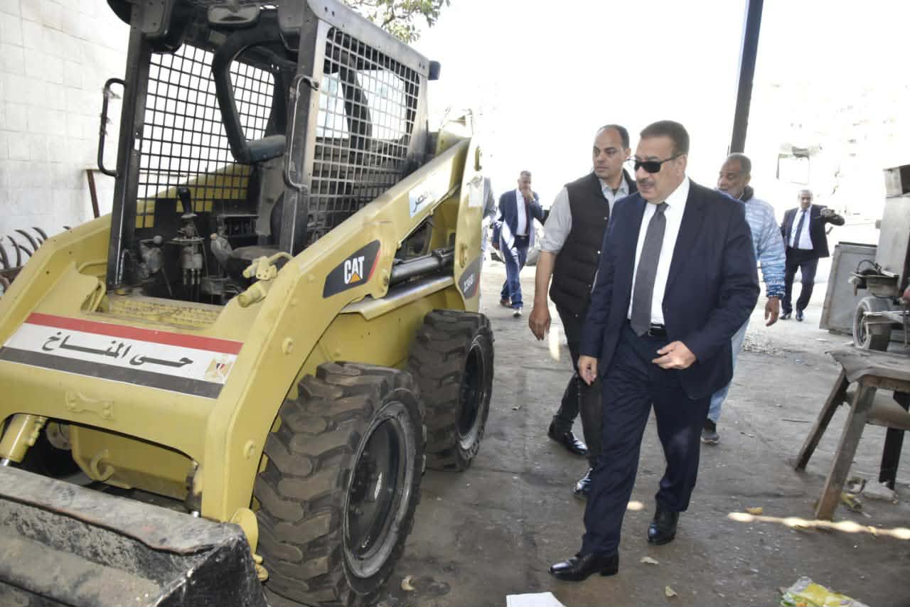 محافظ بورسعيد يوجه بحصر المعدات لتحسين منظومة النظافة