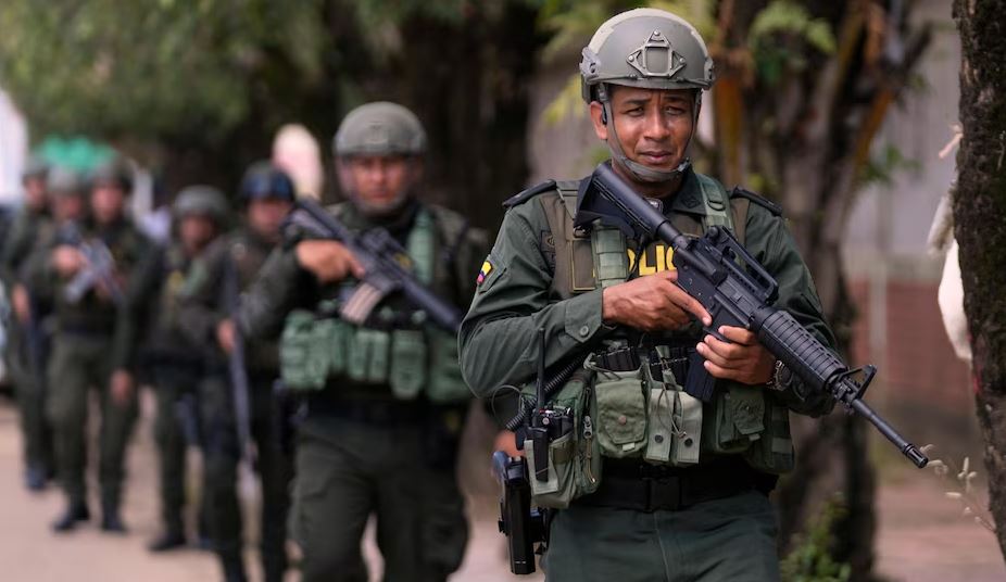 مقتل ثلاثة جنود كولومبيين في هجوم بطائرات مسيرة من متمردين