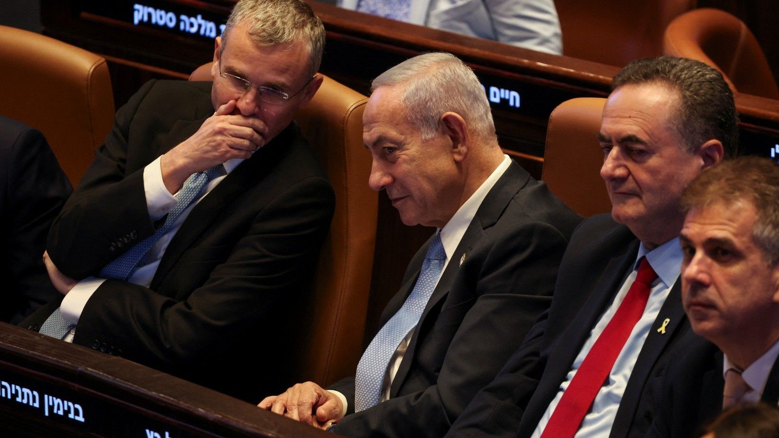 مسؤولون إسرائيليون سابقون: حكومة نتنياهو اختطفت إسرائيل وفشلت في مواجهة إيران