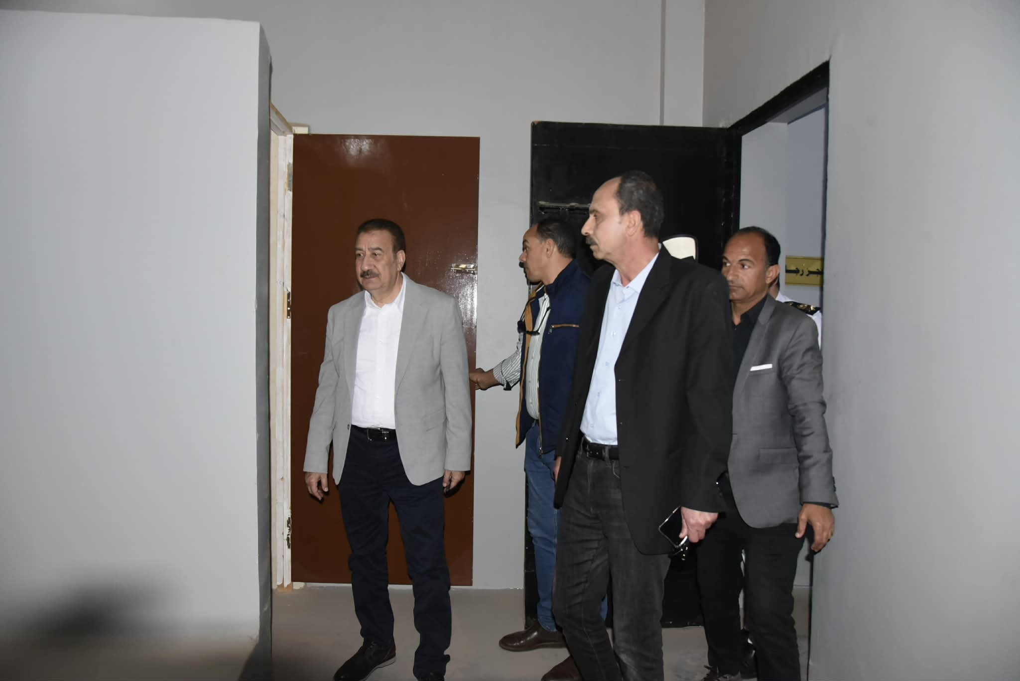 محافظ بورسعيد يتفقد وحدات الإسكان الاجتماعي بمدينة سلام مصر