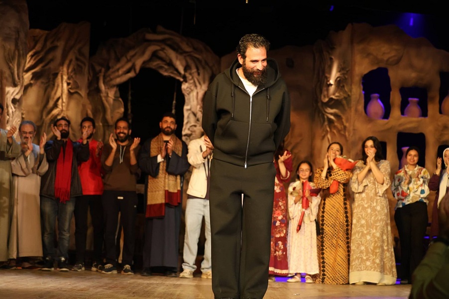 "متولي وشفيقة": عرض مسرحي يجدد الحكاية الشعبية من منظور جديد