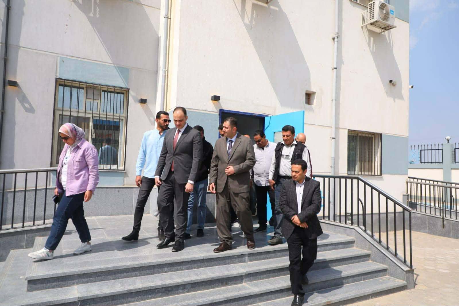 محافظ دمياط يتفقد تجهيز الوحدات الصحية في كفر سعد لتحقيق تطوير الريف