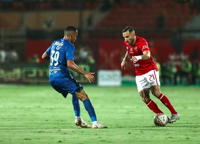 قمة الأهلي والزمالك: فلافيو يتصدر قائمة الهدافين الأجانب
