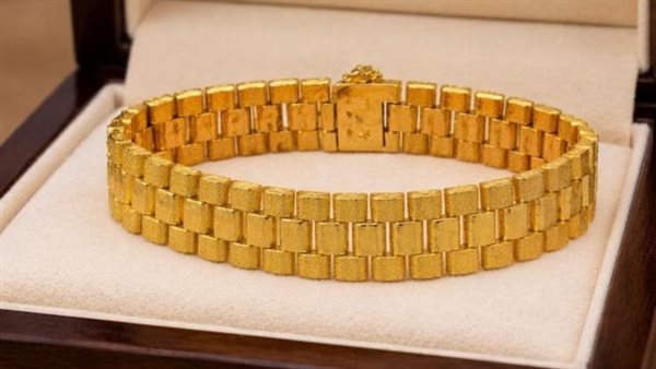 سعر الذهب يسجل 5950 جنيهًا للجرام وسط تزايد الضغوط الاقتصادية