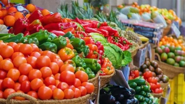 أسعار الخضار تتباين في سوق العبور اليوم مع انخفاض ملحوظ لبعض الأصناف