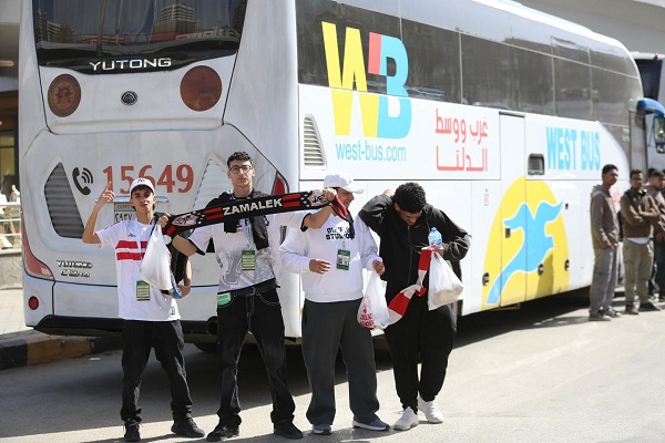 الزمالك يوفر 25 حافلة لنقل جماهيره إلى مباراة سموحة المرتقبة