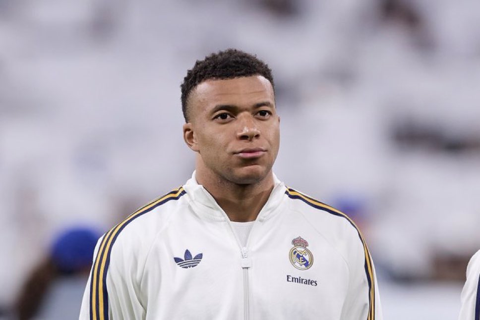 مبابي يثير الجدل في ريال مدريد قبل الكلاسيكو المرتقب