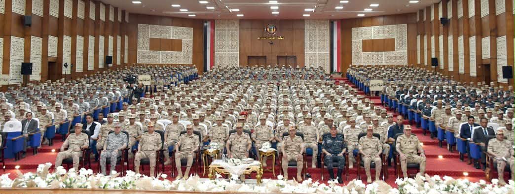 وزير الدفاع يثمن جهود القوات المسلحة في تأمين الوطن واستقراره