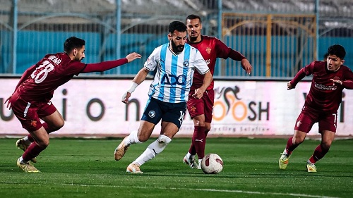 تعادل مثير بين بيراميدز وسيراميكا يمنح الزمالك صدارة الدوري