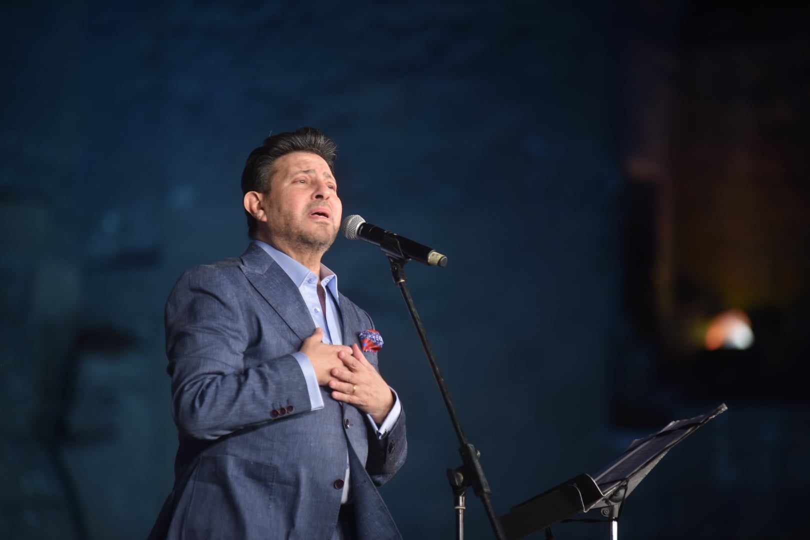 خالد يوسف: هاني شاكر كان يستحق جنازة شعبية تبقى في الذاكرة