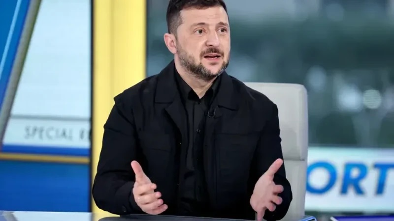 زيلينسكي يعلن وقف إطلاق النار وتبادل الأسرى مع روسيا