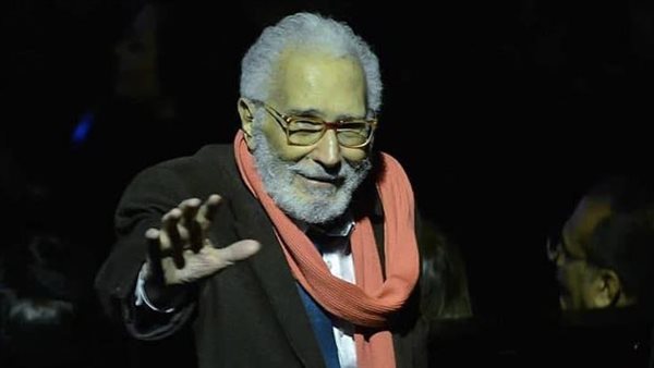 نجل عبد الرحمن أبو زهرة يعلن تفاصيل تشييع جثمان والده ويحذر من الشائعات