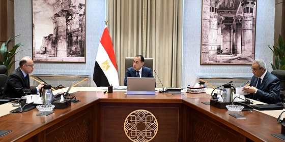 رئيس الوزراء يستعرض المزايا التنافسية للمناطق الاستثمارية الجديدة