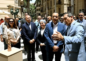 مدبولي يدشن مبادرة "شارع الفن" لتعزيز الإبداع في قلب القاهرة