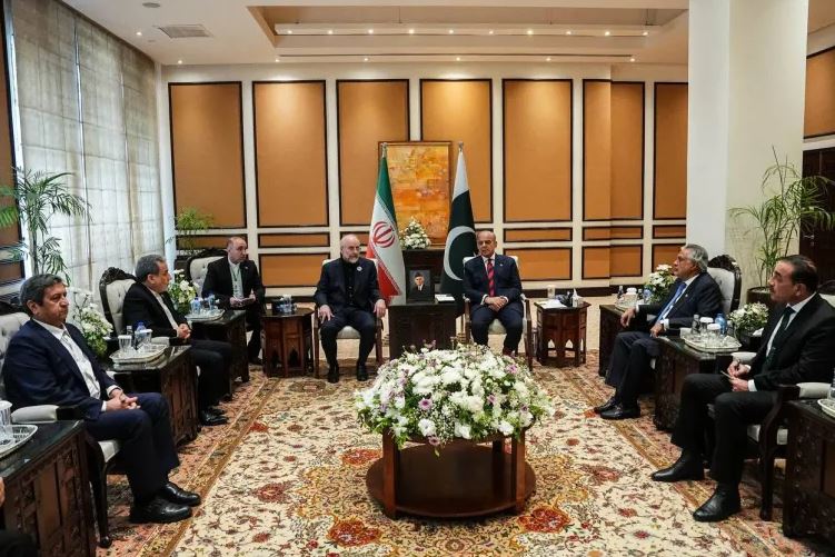 إيران تسلم باكستان مقترحًا جديدًا لإنهاء الحرب يتضمن 14 بندًا