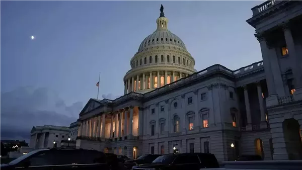 مجلس الشيوخ الأمريكي يقيّد صلاحيات ترامب في النزاع مع إيران