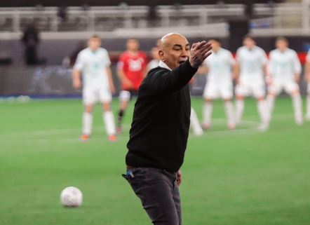 حسام حسن يركز على دراسة منتخب روسيا استعدادًا لوديته في كأس العالم