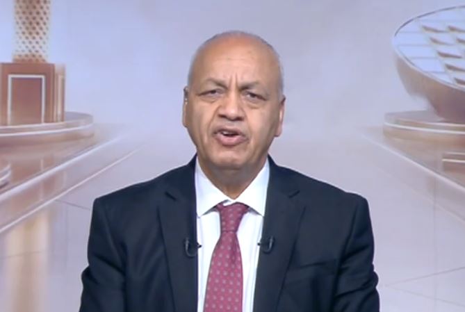 بكري: التوتر بين أمريكا وإيران يهدد استقرار الاقتصاد المصري
